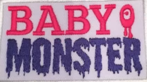 BABYMONSTERのロゴと思われるワッペン画像