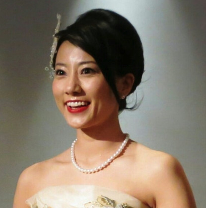 安井友梨の妹まりの画像