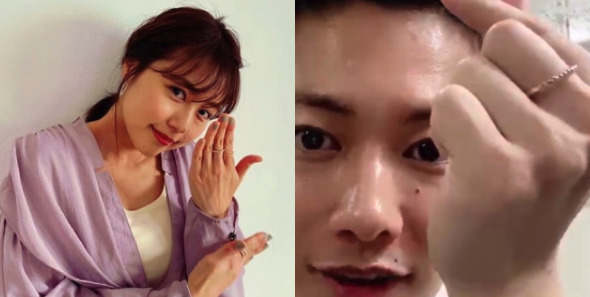 佐藤健と有村架純が同じリングをしている画像