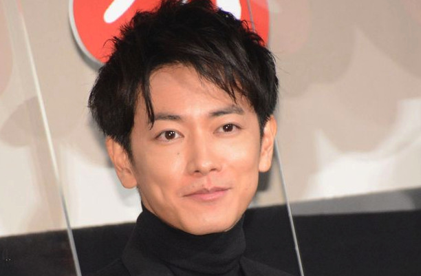 佐藤健の顔アップ画像