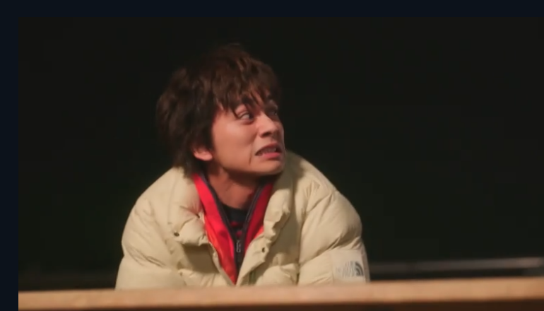 北村匠海がベンチに怒りをぶつける画像