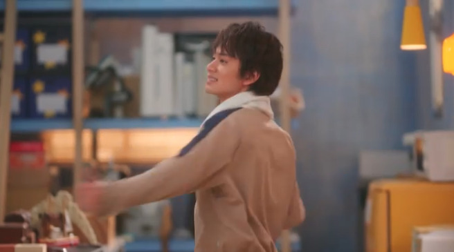 北村匠海が踊っている画像