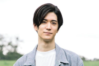 爽やかな中島裕翔の画像