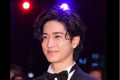 中島裕翔の顔UP画像