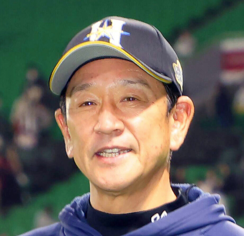 栗山英樹監督の画像