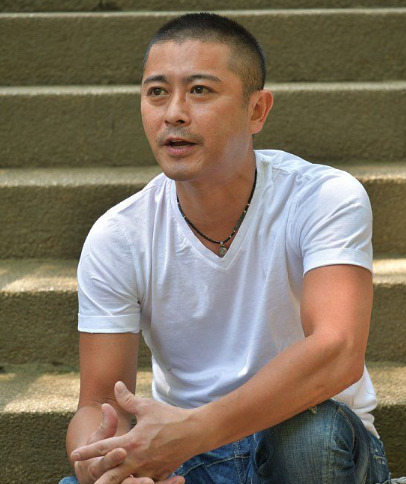 山口達也坊主の画像