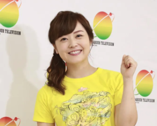 水卜麻美アナがガッツポーズをしている画像