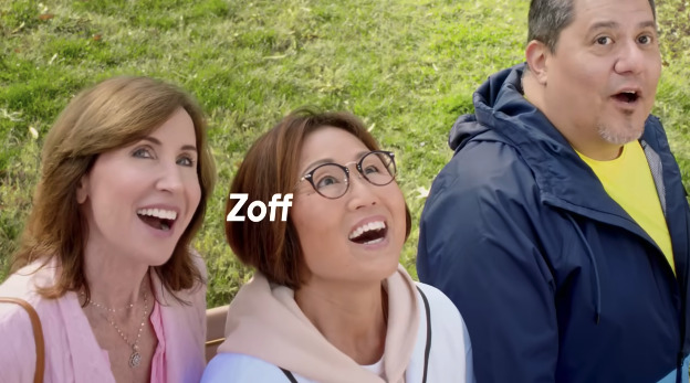 zoffのCMに出演している久美子ママ