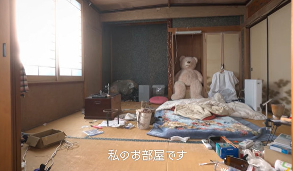 りんの田舎暮らしの汚い部屋の画像