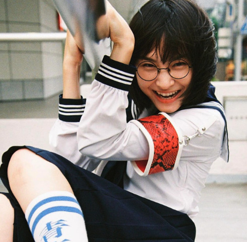 新しい学校のリーダーズのSUZUKAの画像