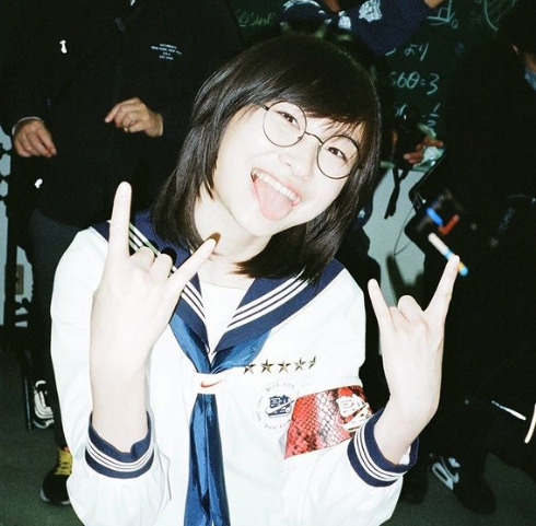 新しい学校のリーダーズのSUZUKAの画像