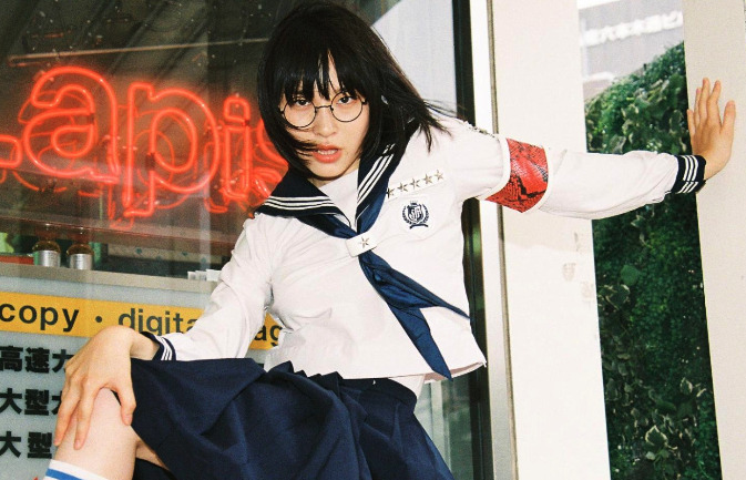 新しい学校のリーダーズSUZUKAの画像