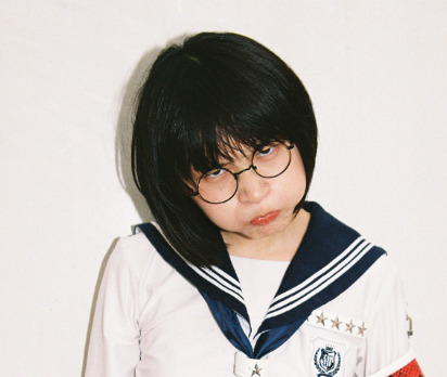 新しい学校のリーダーズSUZUKAの画像