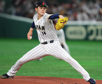 WBCのマウンドに立つ佐々木朗希の画像