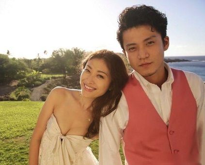 小栗旬と山田優の画像