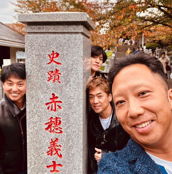 石橋正高と市川猿之助の画像