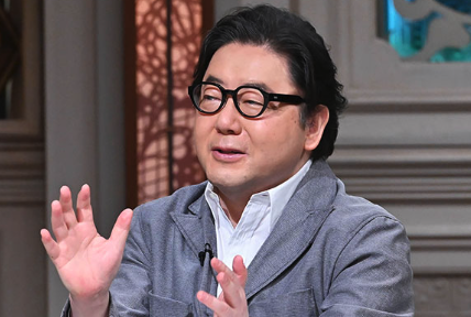 秋元康の画像