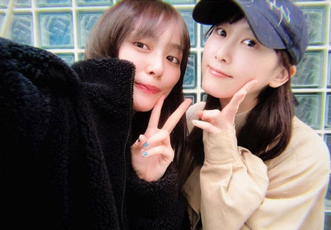 松井玲奈と内田理央の画像