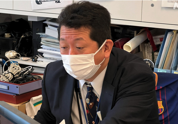 山本高義秘書官の画像