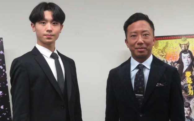 市川團子と市川猿之助の画像