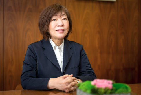 日大理事長林真理子の画像