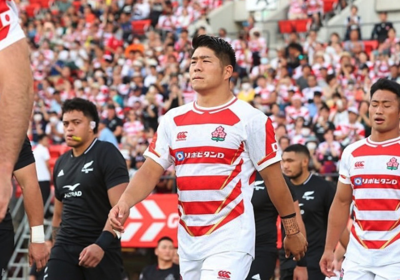 ラグビー日本代表松田力也の画像