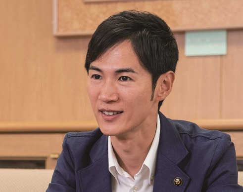 石丸伸二市長の画像
