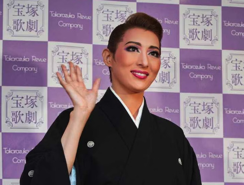 月組トップスター珠城りょう