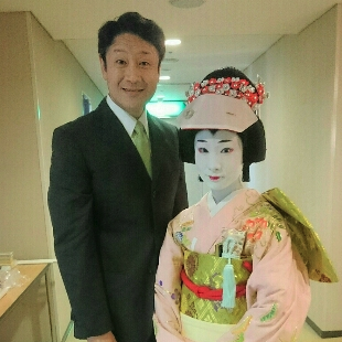 藤間爽子と市川笑三郎の画像