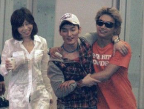 飯島美智と元SMAPメンバーの画像