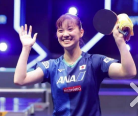 笑顔の長崎美柚の画像