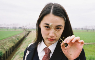 八木莉可子写真集の画像