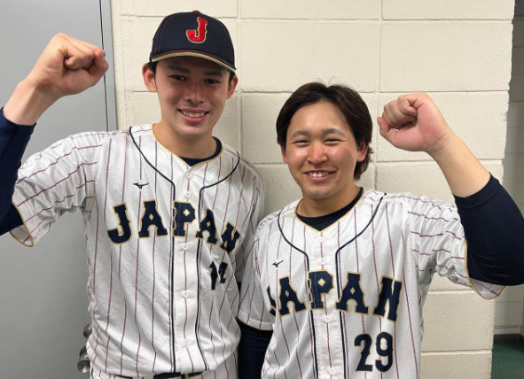 佐々木朗希と宮城大弥の仲良し画像