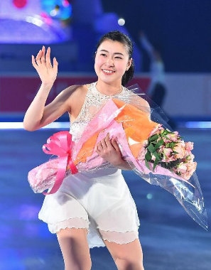 村上佳菜子現役引退の時の画像